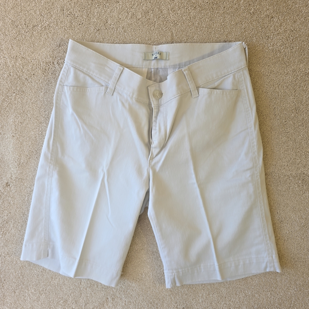 Riders by Lee Women's Light Beige Shorts